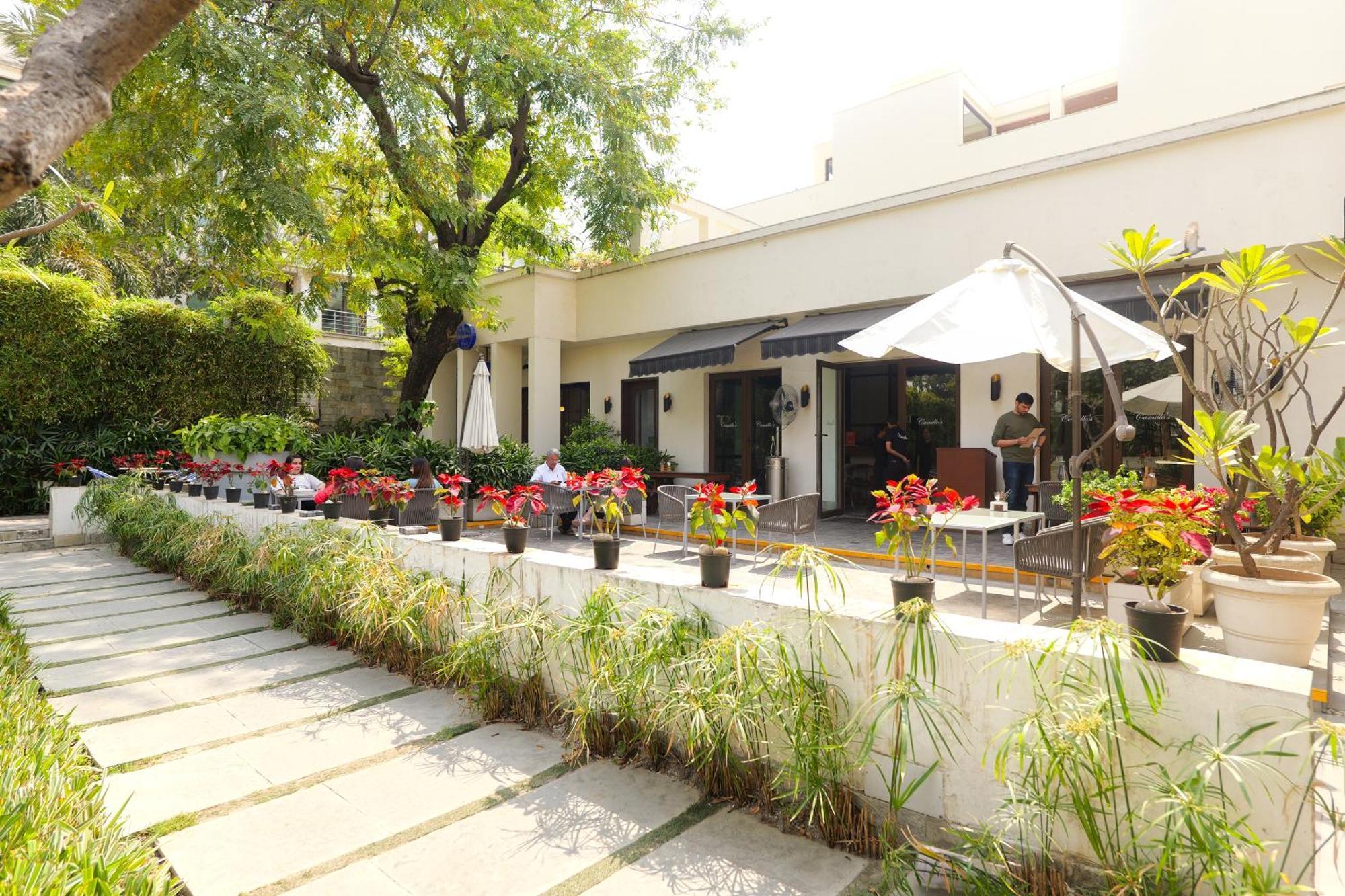 The Manor - New Delhi Hotel Ngoại thất bức ảnh